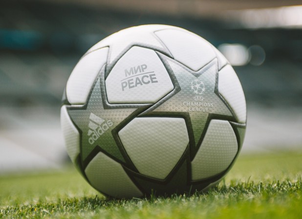 мир PEACE Champions League Ball