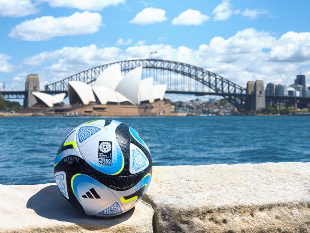 adidas adidas OCEAUNZ official womens soccer ball