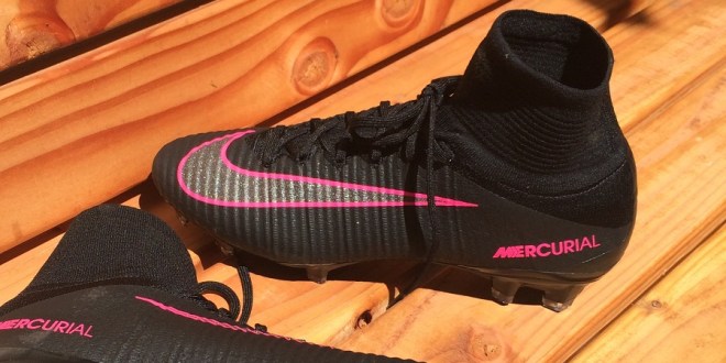 Mercurial Superfly Pitch Dark featured