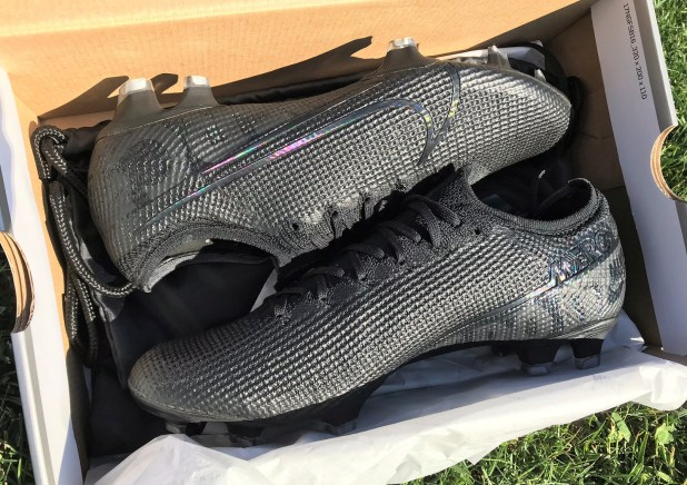 Nike Mercurial Vapor 13 Unboxing