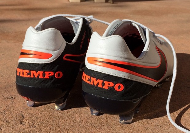 Nike Tiempo 6 Heel Design