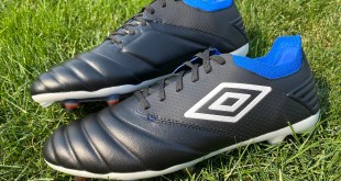 Umbro Tocco Pro